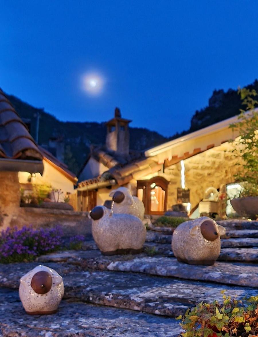La Grange Templiere 2018 Bed & Breakfast Peyreleau Exterior photo